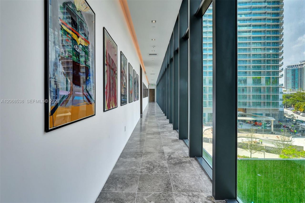 650 NE 32nd St, Unit 4407, Miami, FL 33137 Photo