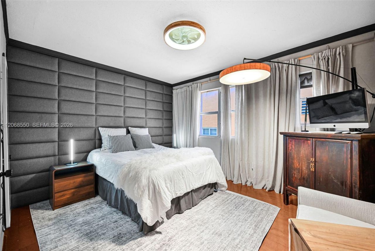 736 13th St, Unit 207, Miami Beach, FL 33139 Photo
