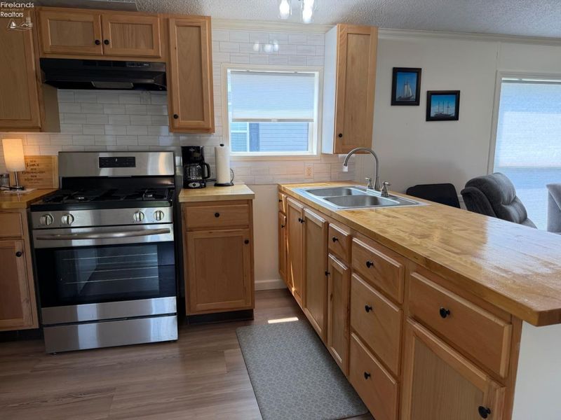 27 Rathbun Drive, Marblehead, OH 43440 Photo 10