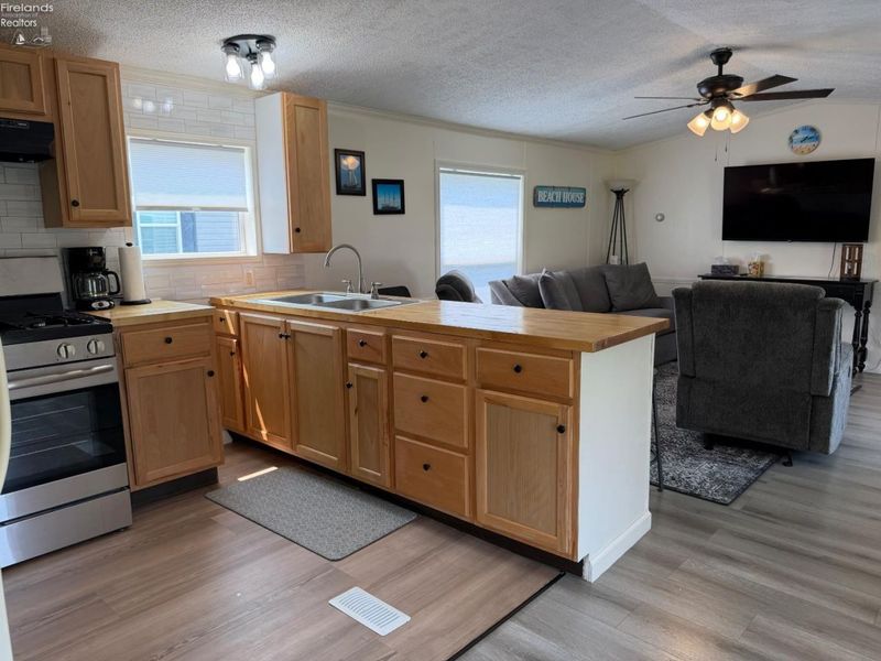 27 Rathbun Drive, Marblehead, OH 43440 Photo 15
