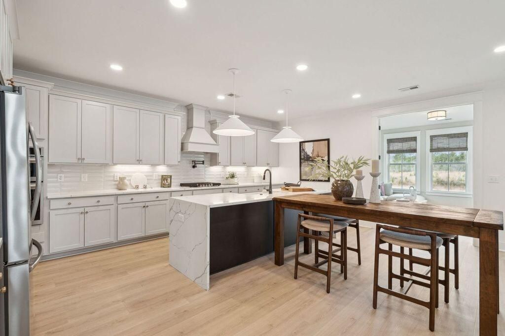 1009 Tributary Boulevard Photo 27