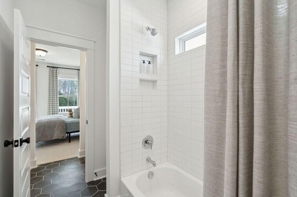 1009 Tributary Boulevard Photo 48
