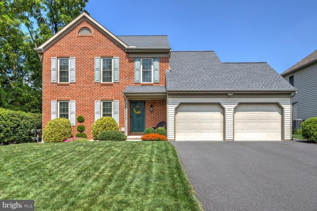 509 SPRING HOLLOW DRIVE , NEW HOLLAND, PA 17557