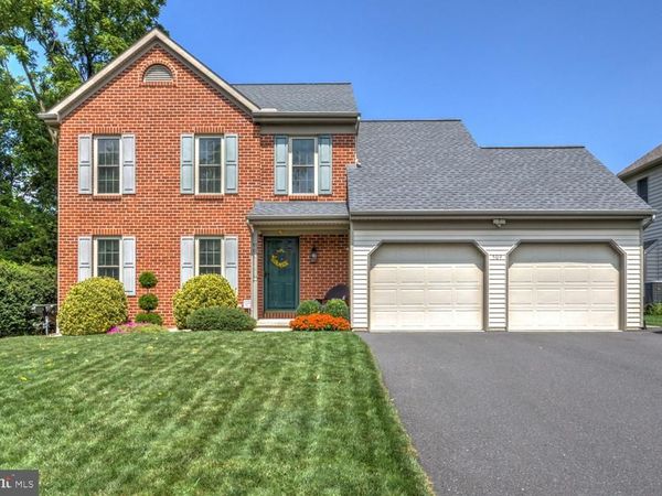 509 SPRING HOLLOW DRIVE, NEW HOLLAND, PA 17557
