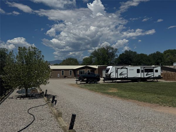 13 Gonzales , Santa Fe, NM 87506