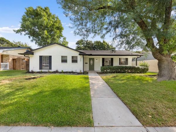 1414 Park East Drive, Garland, TX 75043