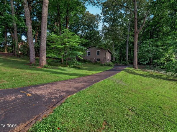 6933 Riverwood Drive, Knoxville, TN 37920