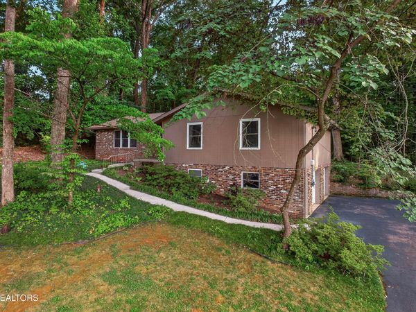 6933 Riverwood Drive, Knoxville, TN 37920