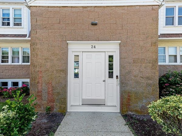 24 Bettys Pond, Unit P, Barnstable, MA 02061