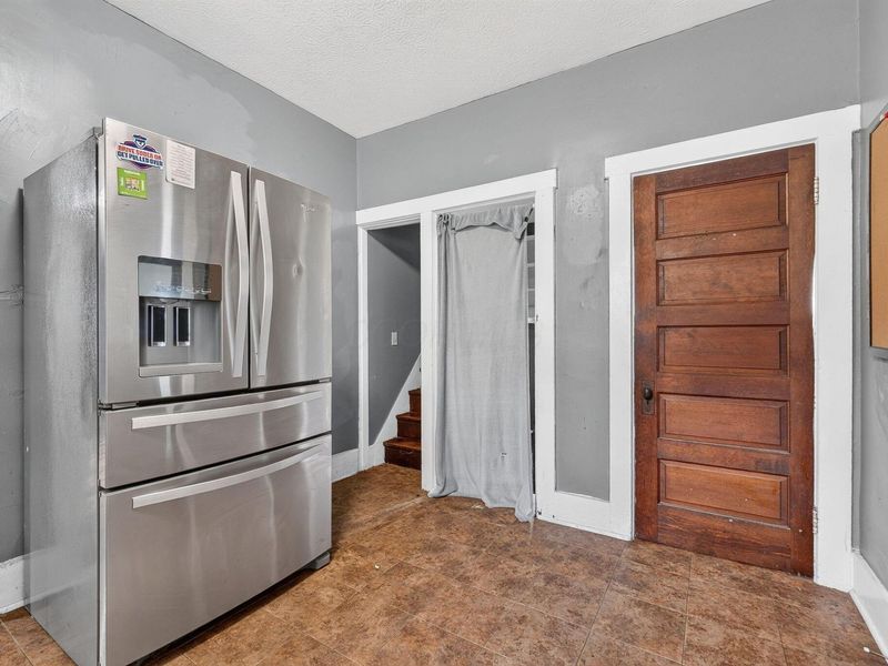 413 E Brown Avenue, Bellefontaine, OH 43311 Photo 11
