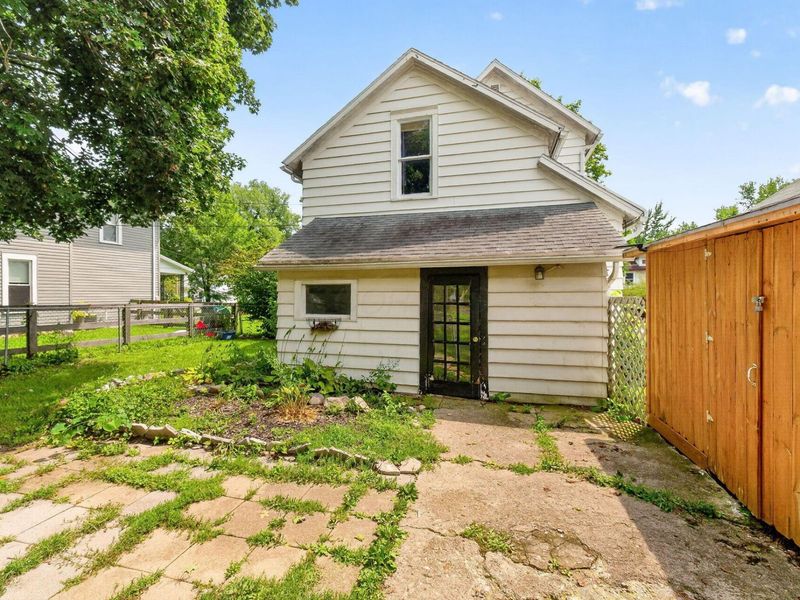413 E Brown Avenue, Bellefontaine, OH 43311 Photo 22