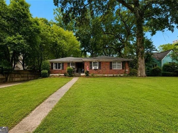 2956 Grandview Avenue NE, Atlanta, GA 30305