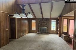 302 Shadowfield Drive photo 4