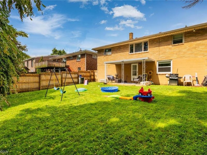 2532 CHESTNUT Street , Steubenville, OH 43952 Photo 6