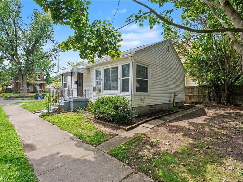 1761 Marks Avenue , Akron, OH 44305 Photo 11