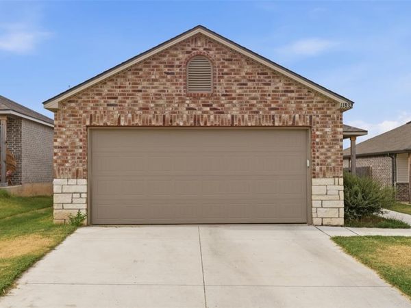 11832 NW 94th Street, Yukon, OK 73099