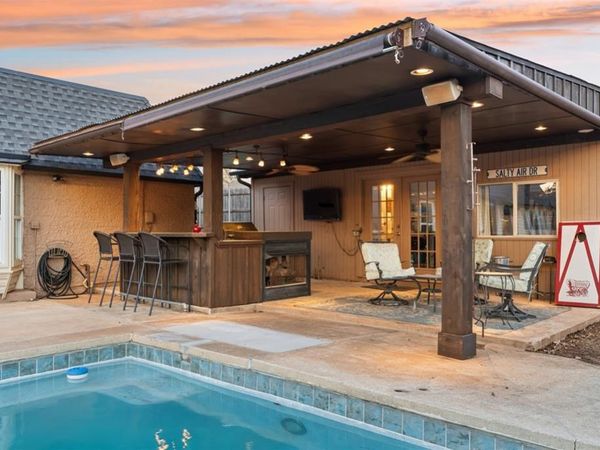 4008 Cherry Hill Lane, Oklahoma City, OK 73120