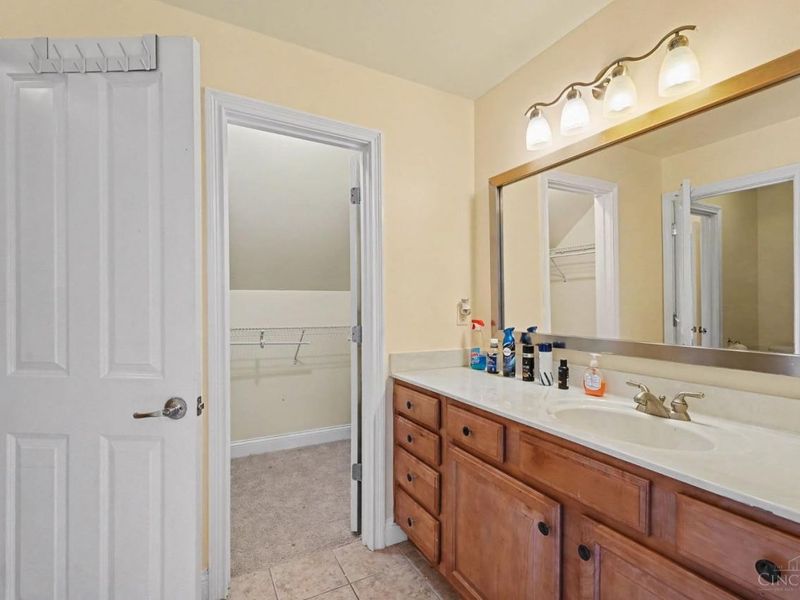 4558 Guildford Drive, West Chester, OH 45069 Photo 30