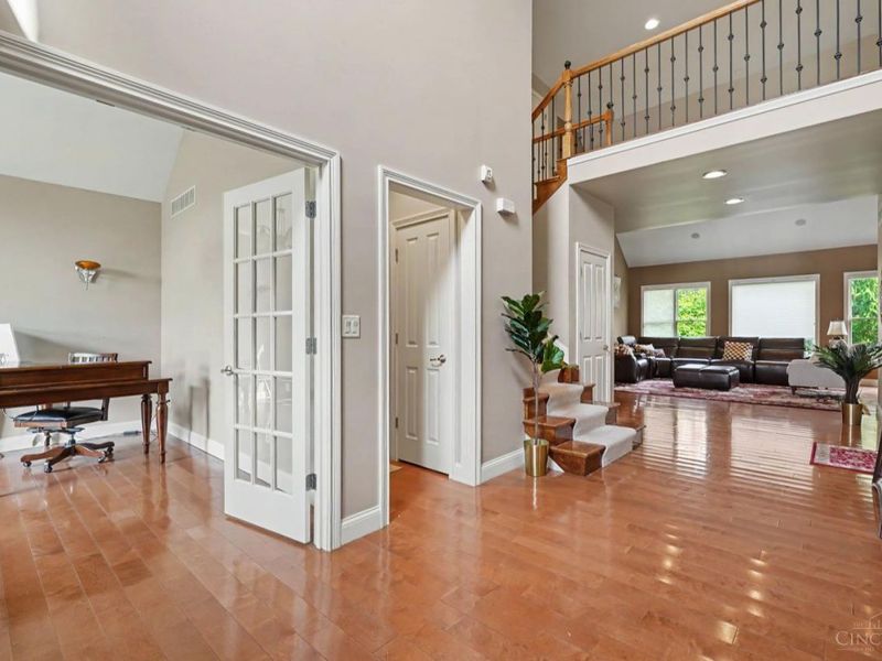 4558 Guildford Drive, West Chester, OH 45069 Photo 4