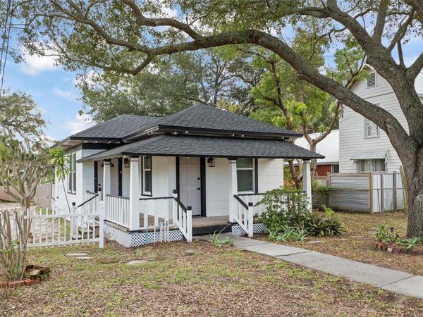136 N RING AVENUE , TARPON SPRINGS, FL 34689