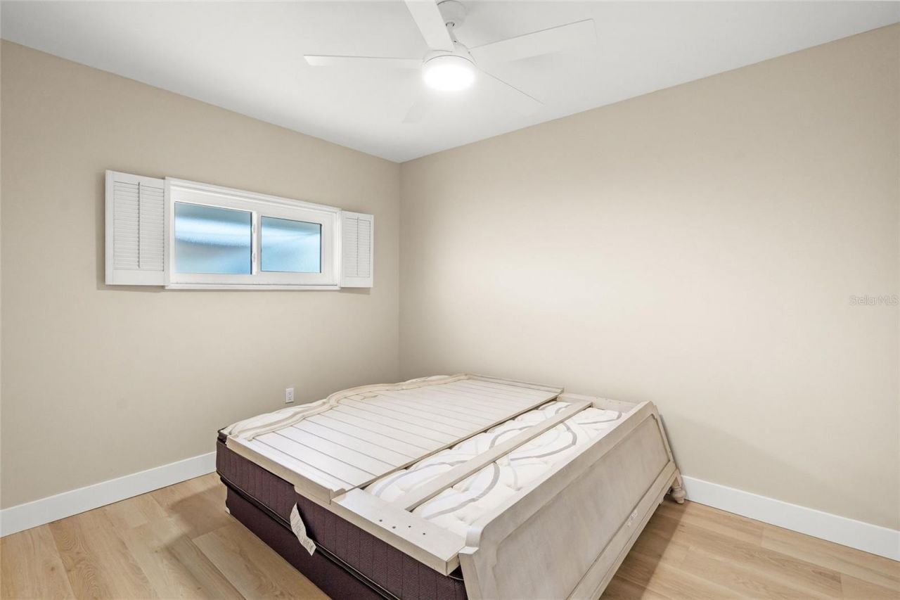 5823 Tidewood Avenue, Unit 19, Sarasota, FL 34231 Photo