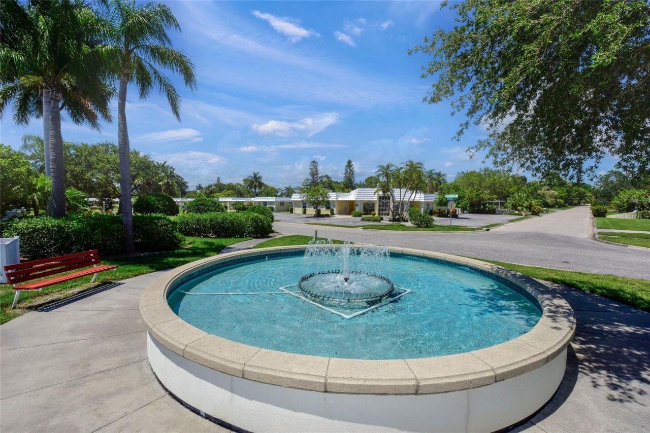 5823 Tidewood Avenue, Unit 19, Sarasota, FL 34231 Photo