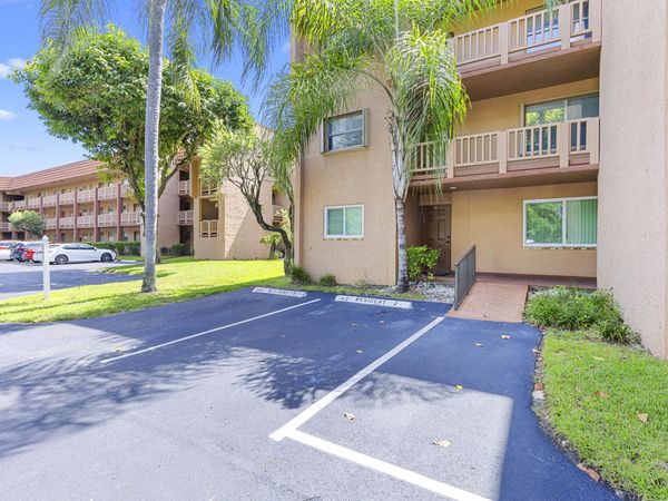 9861 Sunrise Lakes Boulevard, Sunrise, FL 33322