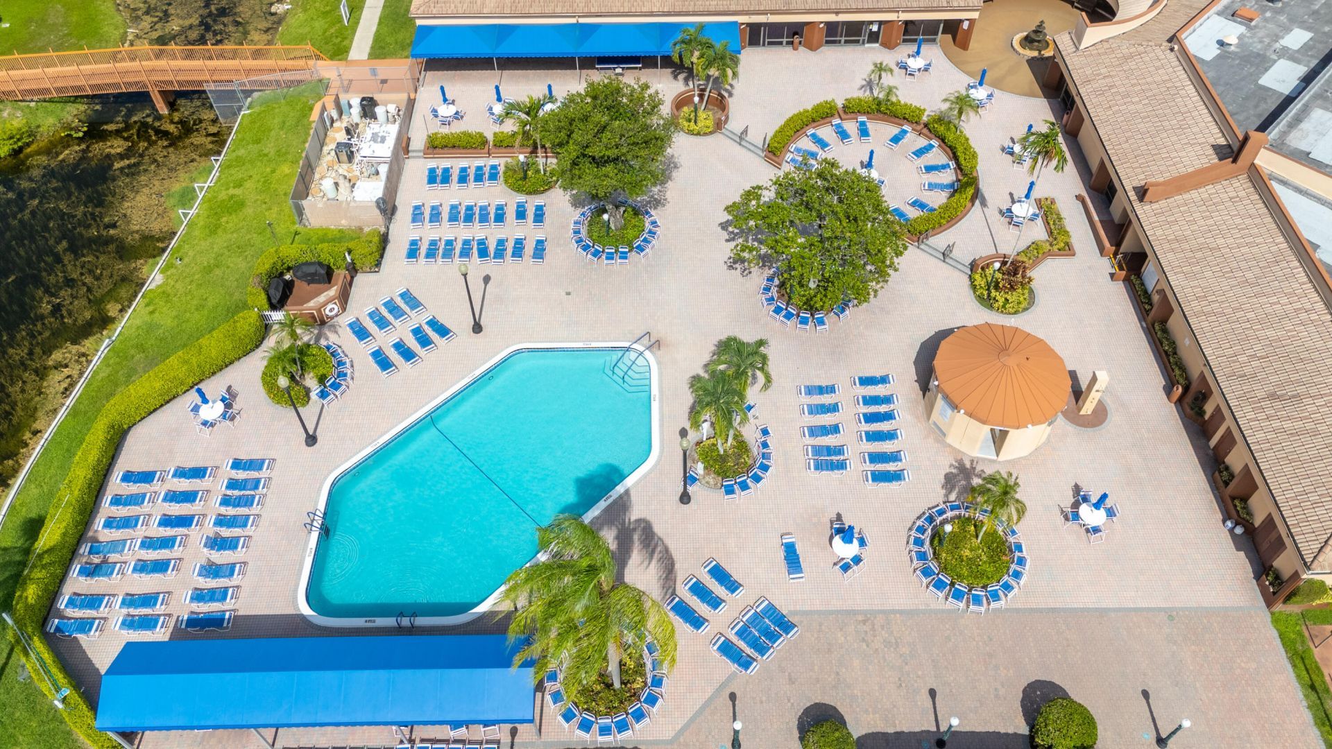 9861 Sunrise Lakes Boulevard, Unit 101, Sunrise, FL 33322 Photo