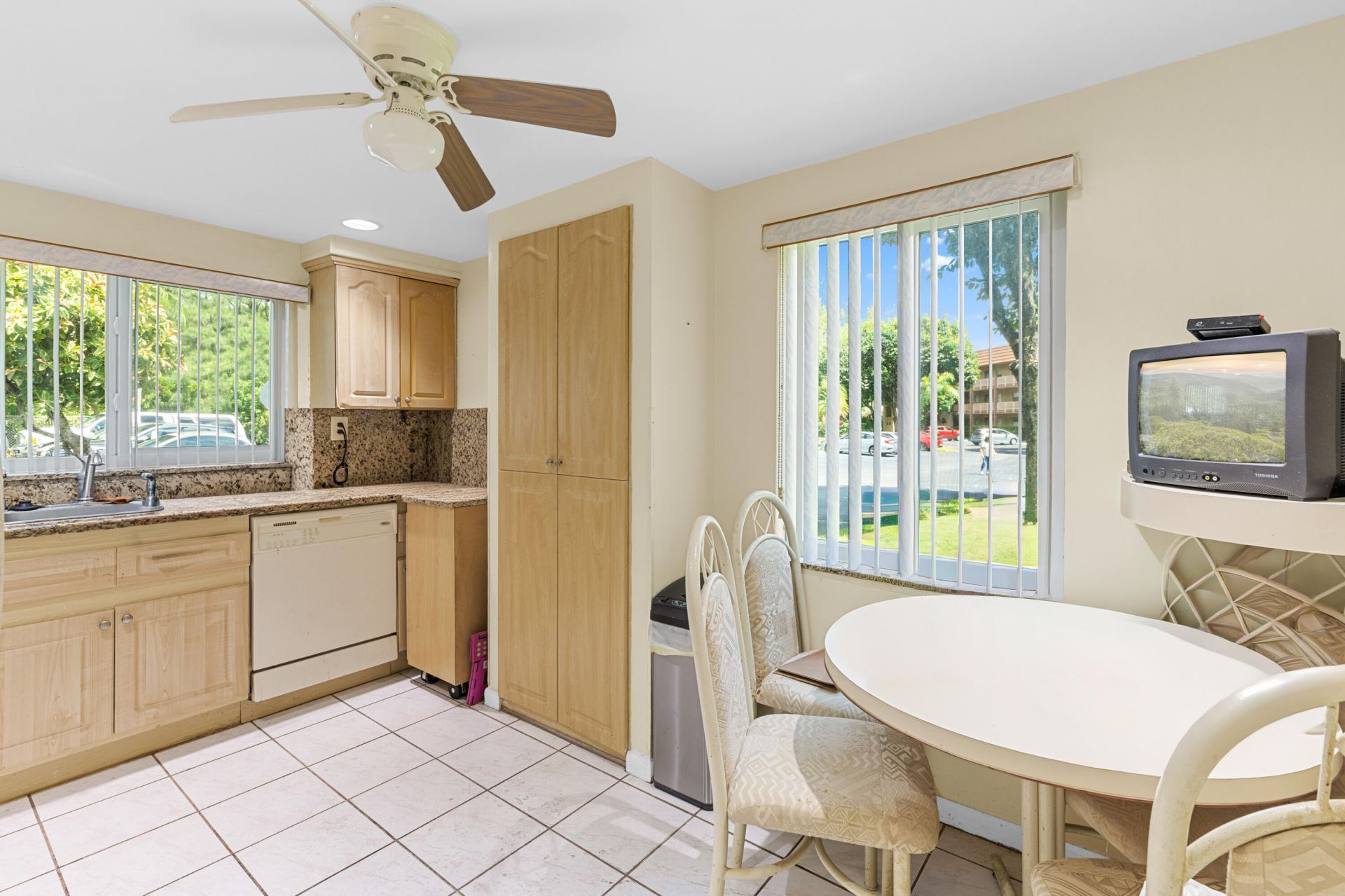 9861 Sunrise Lakes Boulevard, Unit 101, Sunrise, FL 33322 Photo