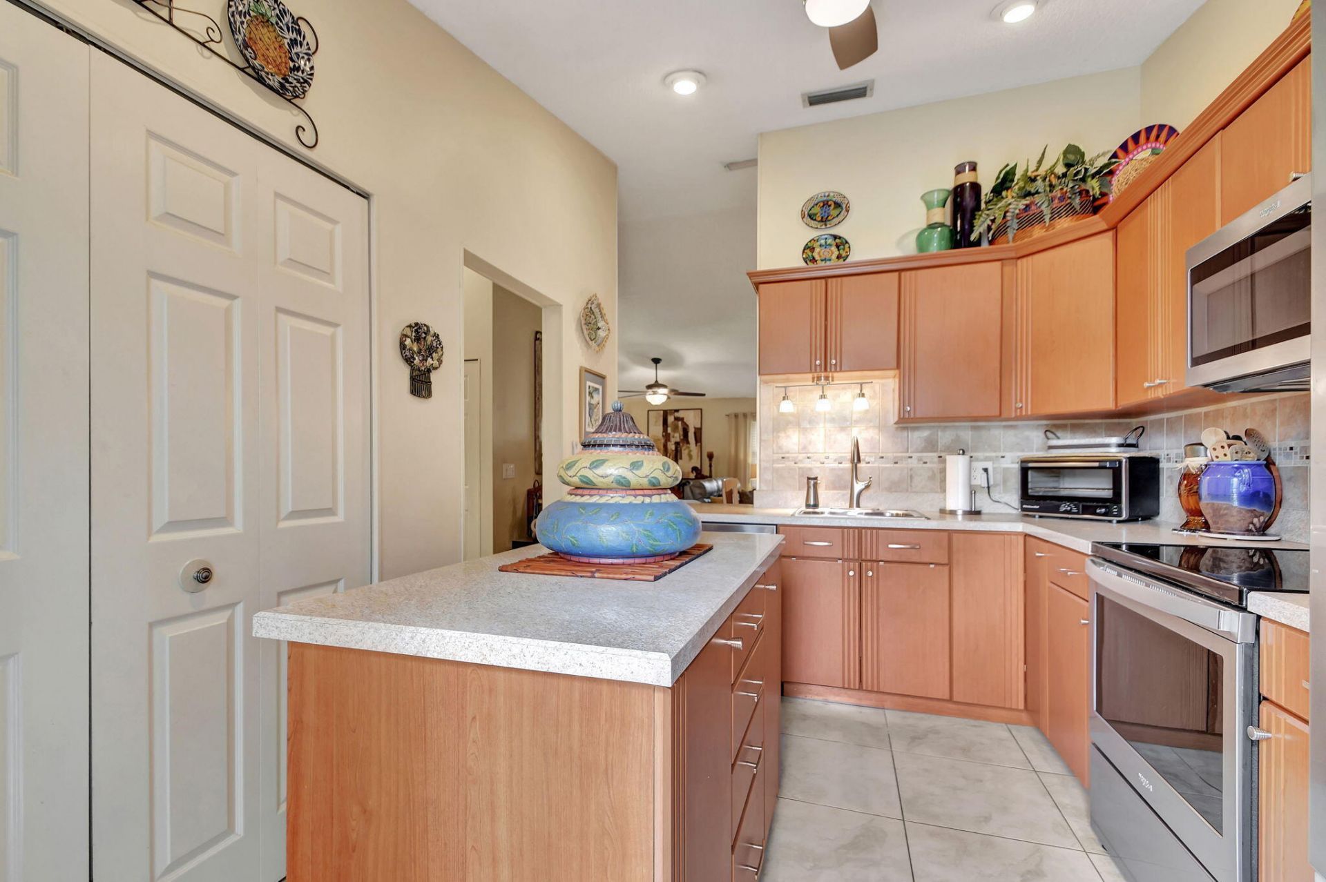 494 Iron Forge Court, Royal Palm Beach, FL 33411 Photo