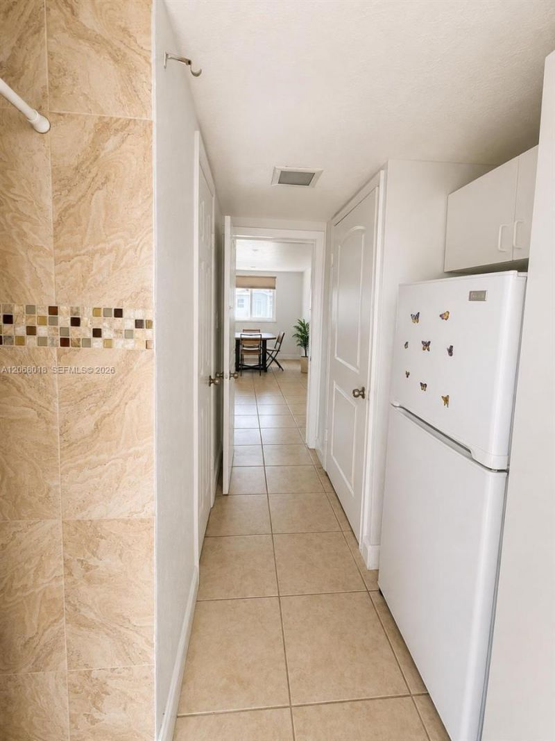 4910 SW 16th St, Fort Lauderdale, FL 33317 Photo