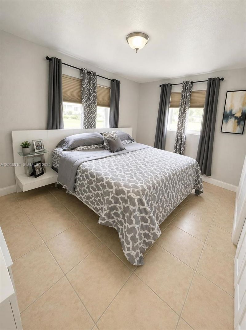 4910 SW 16th St, Fort Lauderdale, FL 33317 Photo