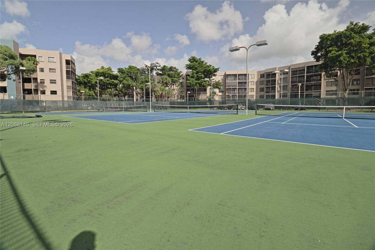 1100 Colony Point Cir , Unit 419, Pembroke Pines, FL 33026 Photo