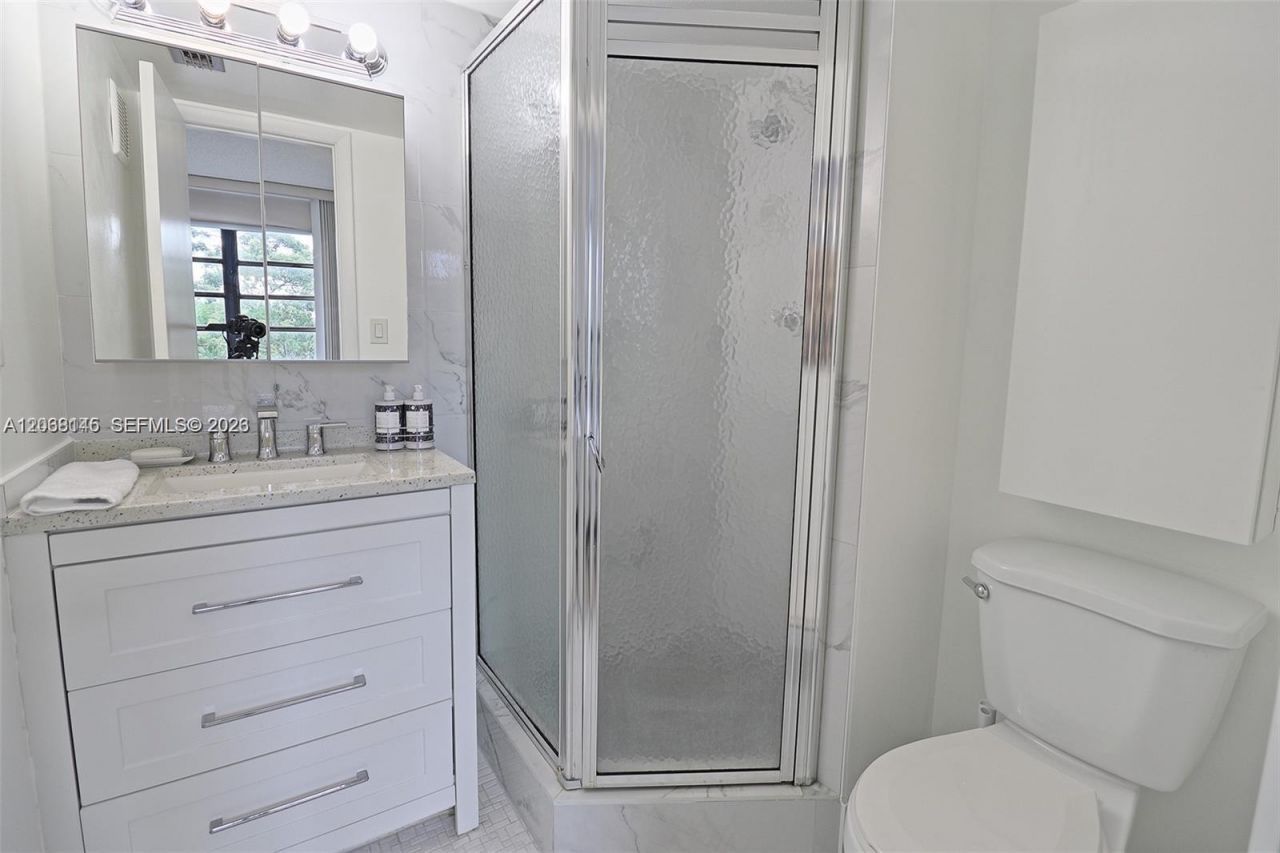 1100 Colony Point Cir , Unit 419, Pembroke Pines, FL 33026 Photo