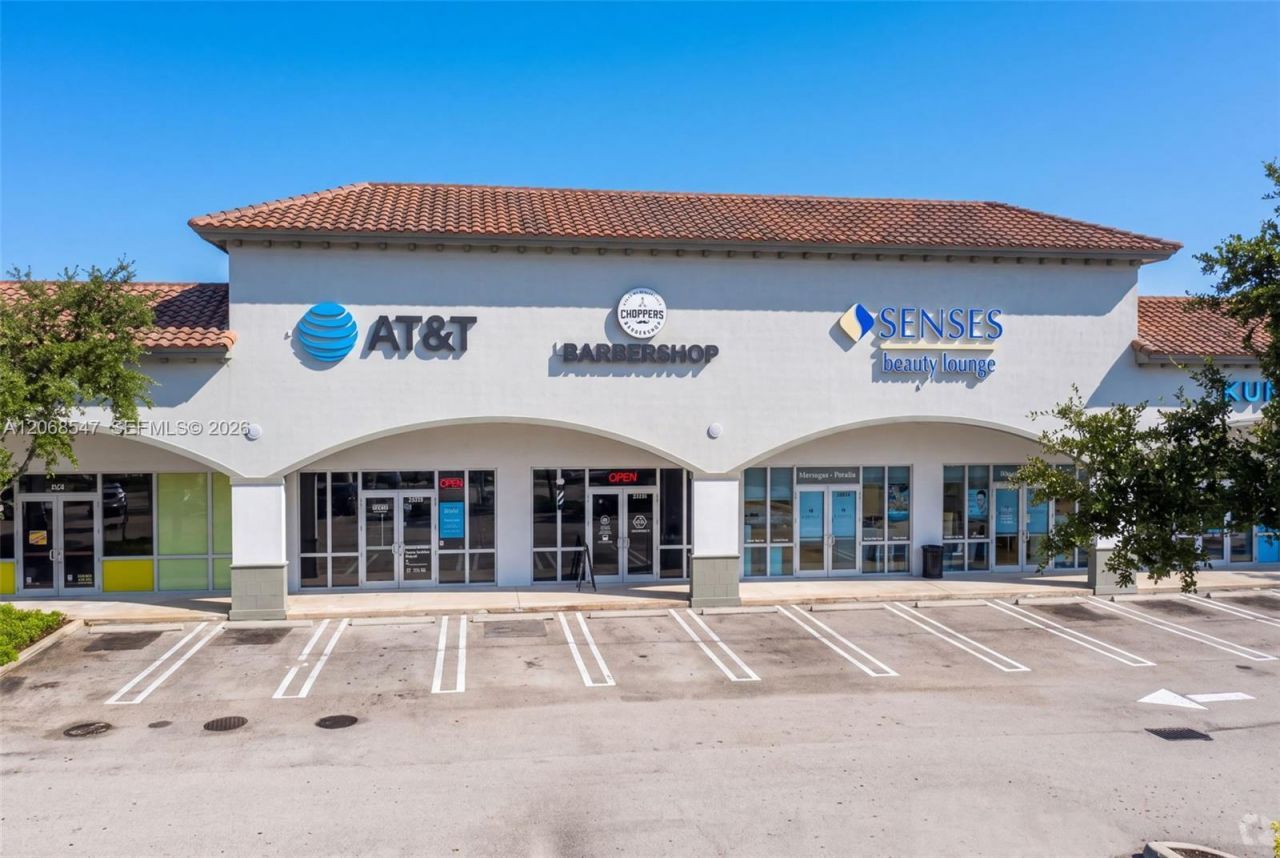 Exceptional Opportunity To Own A Barber Shop In Th, Kendall, FL 33196 Photo