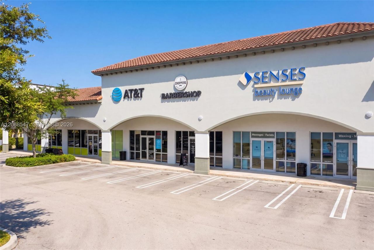Exceptional Opportunity To Own A Barber Shop In Th, Kendall, FL 33196 Photo