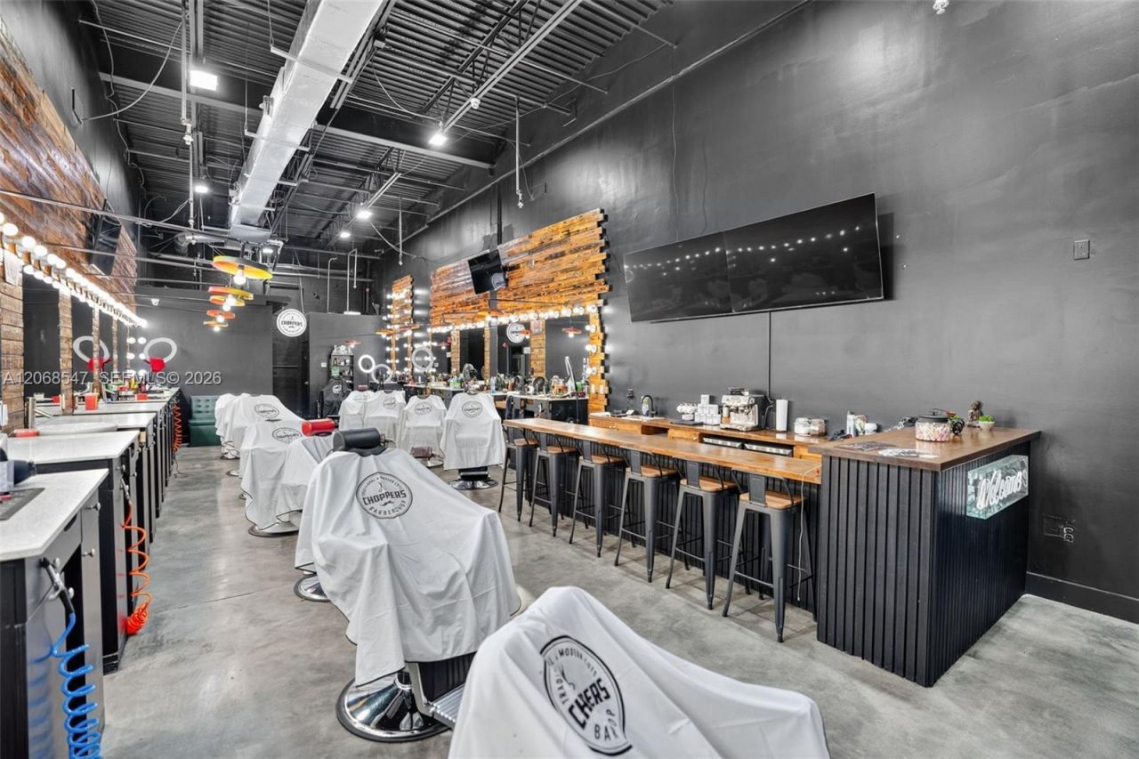 Exceptional Opportunity To Own A Barber Shop In Th, Kendall, FL 33196 Photo