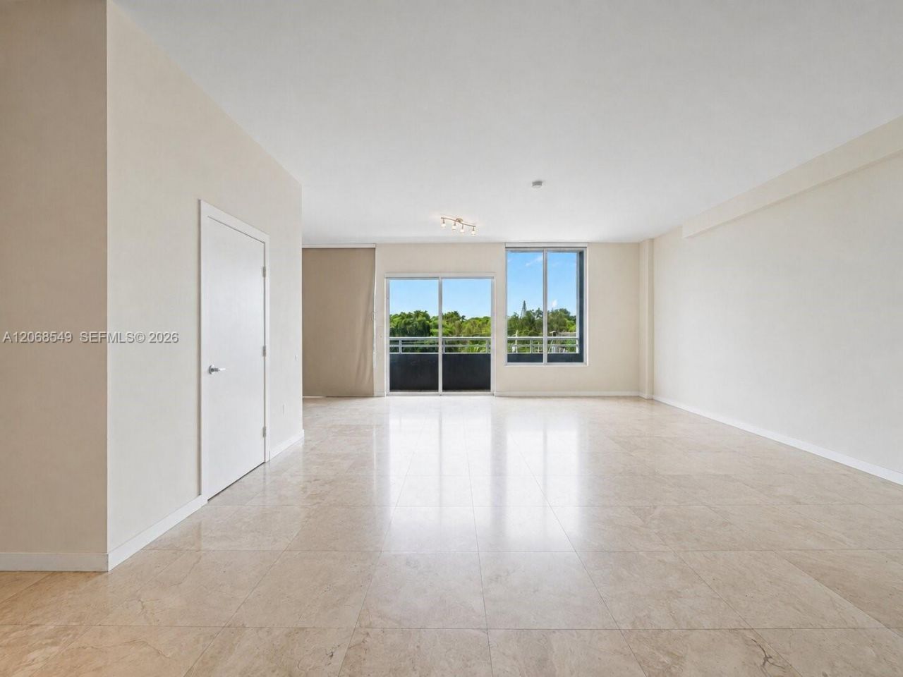 3250 Grand Ave, Unit 406, Miami, FL 33133 Photo