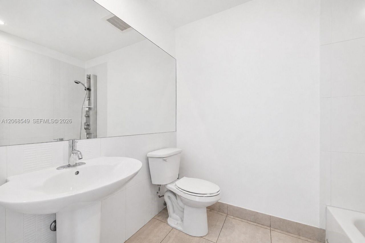 3250 Grand Ave, Unit 406, Miami, FL 33133 Photo