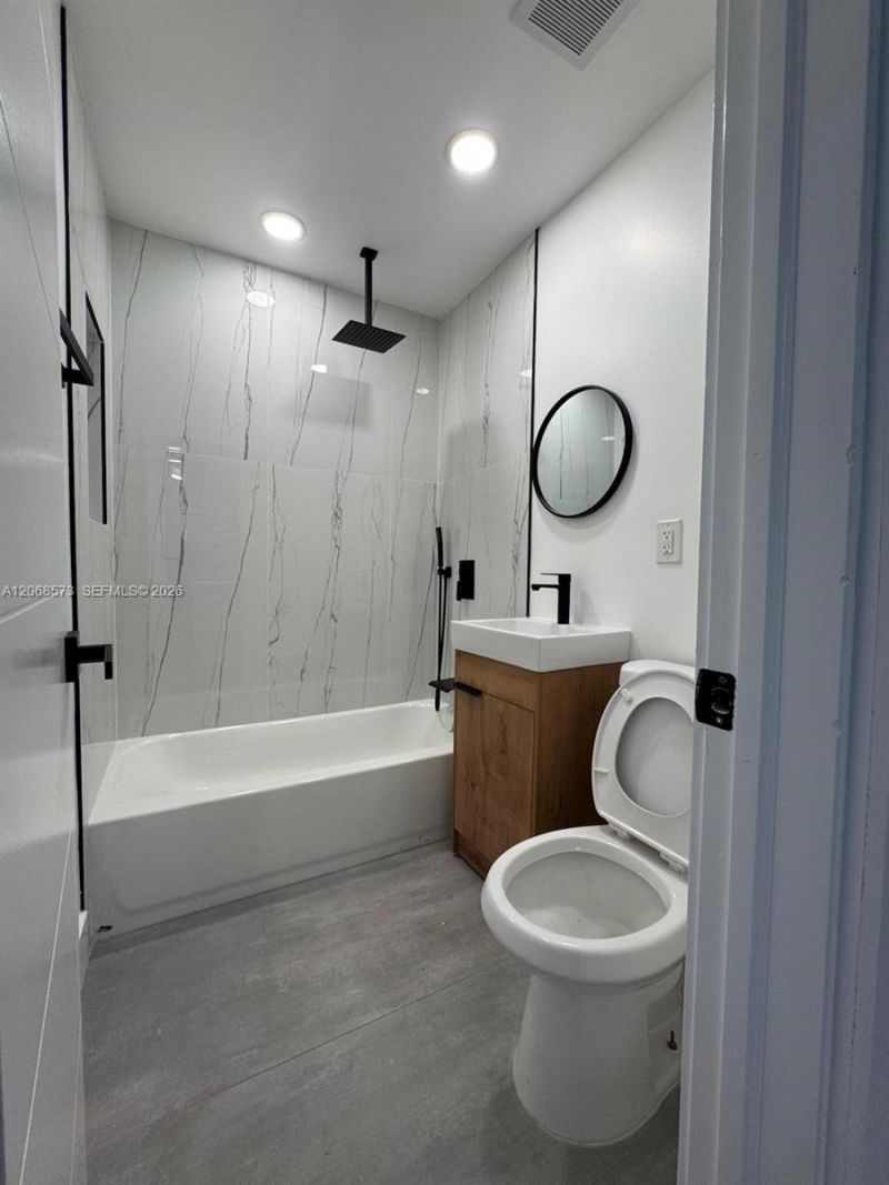 2865 NE 13th Ave, Unit 1, Pompano Beach, FL 33064 Photo
