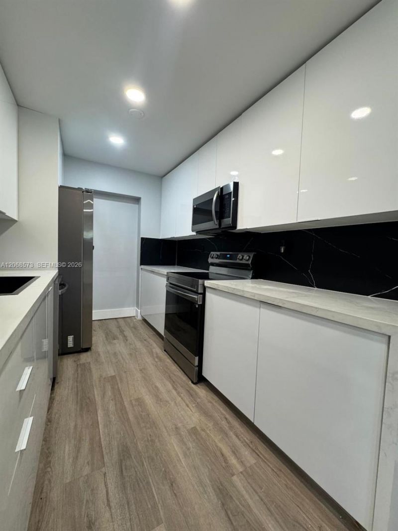 2865 NE 13th Ave, Unit 1, Pompano Beach, FL 33064 Photo