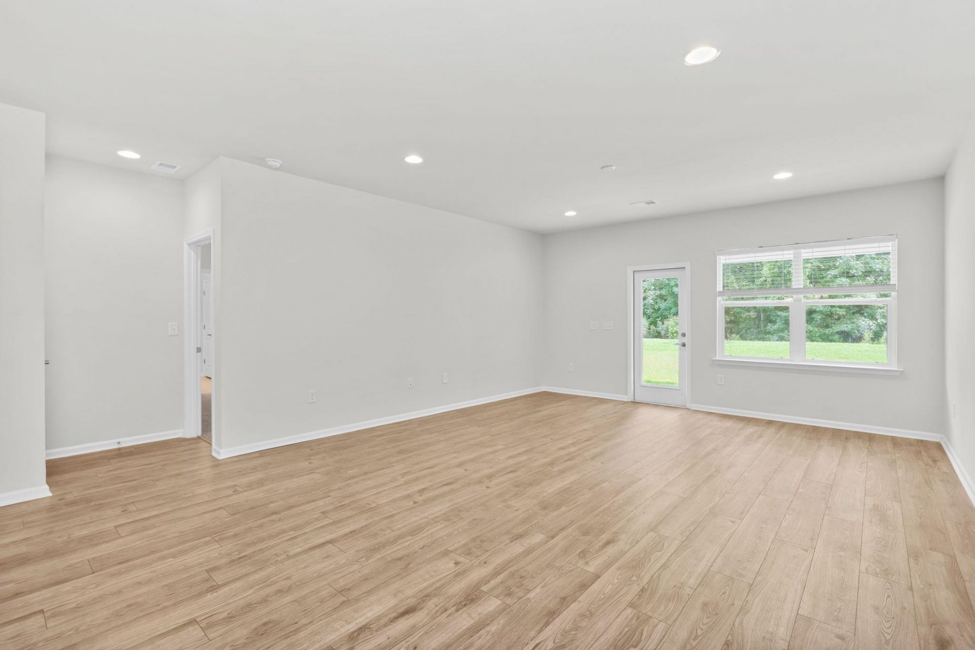 2878 Ellesmere Circle Photo 14