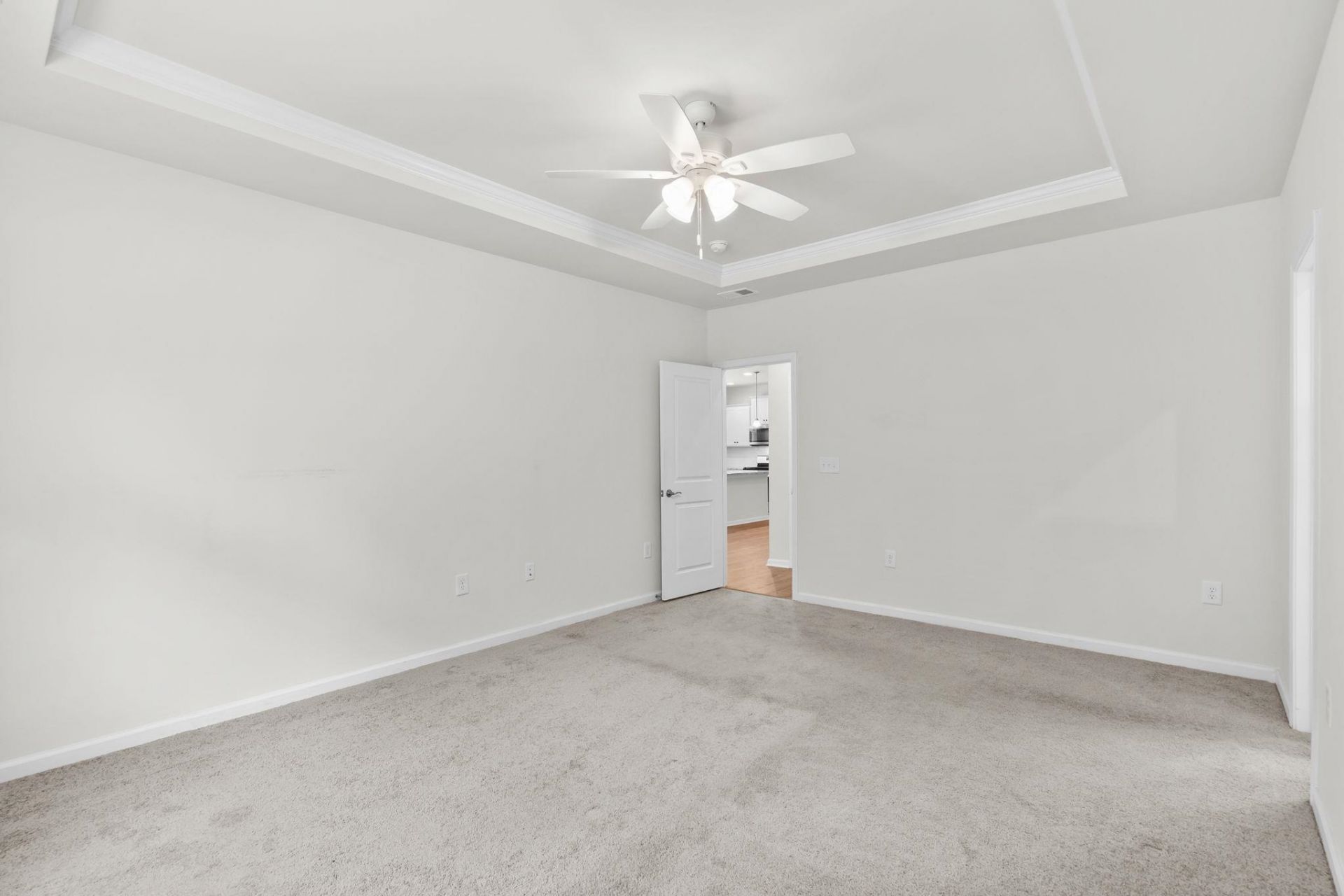 2878 Ellesmere Circle Photo 30