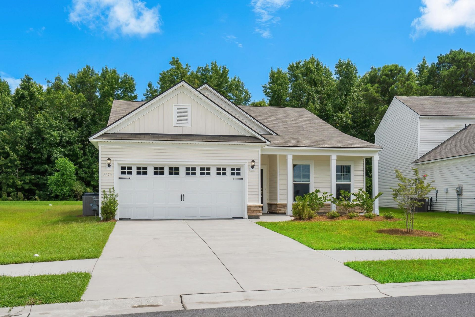 2878 Ellesmere Circle Photo 5
