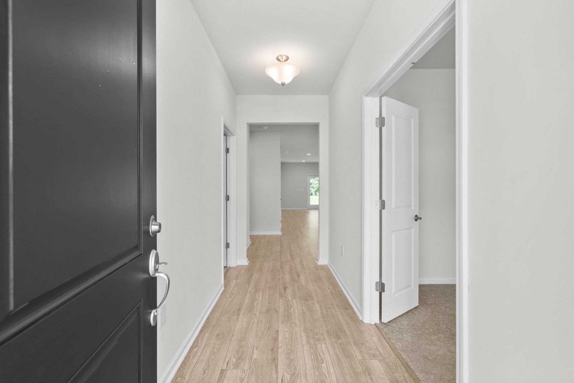 2878 Ellesmere Circle Photo 6