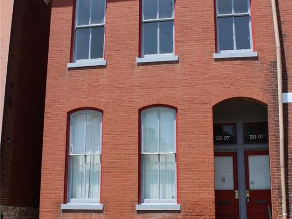2007 California Avenue, St Louis, MO 63104