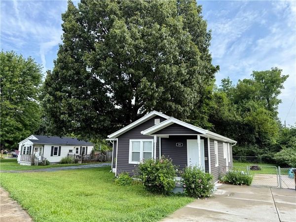 231 W Dayton Yellow Springs Road, Fairborn, OH 45324