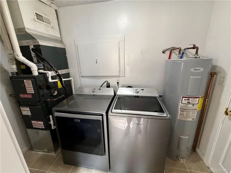 231 W Dayton Yellow Springs Road, Fairborn, OH 45324 Photo 7