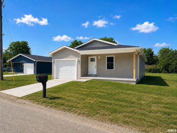 511 College Avenue, Mitchell, IN 47446