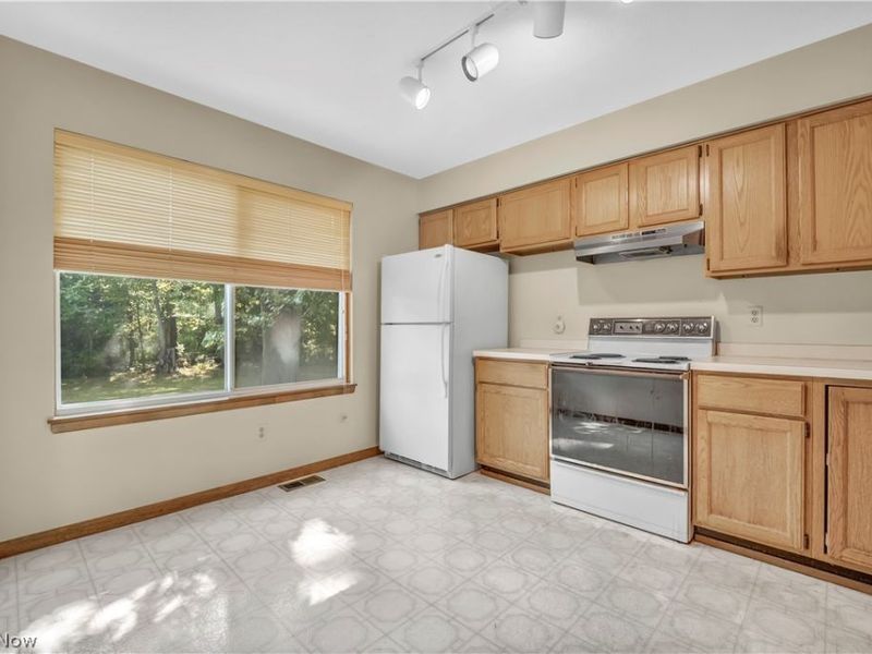 7345 Hayes Boulevard, Mentor, OH 44060 Photo 10
